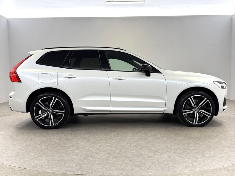 Volvo XC60 2.0 Recharge T8 AWD R-Design