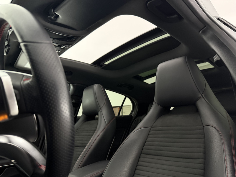 Mercedes-Benz GLA 180 AMG Night Upgrade