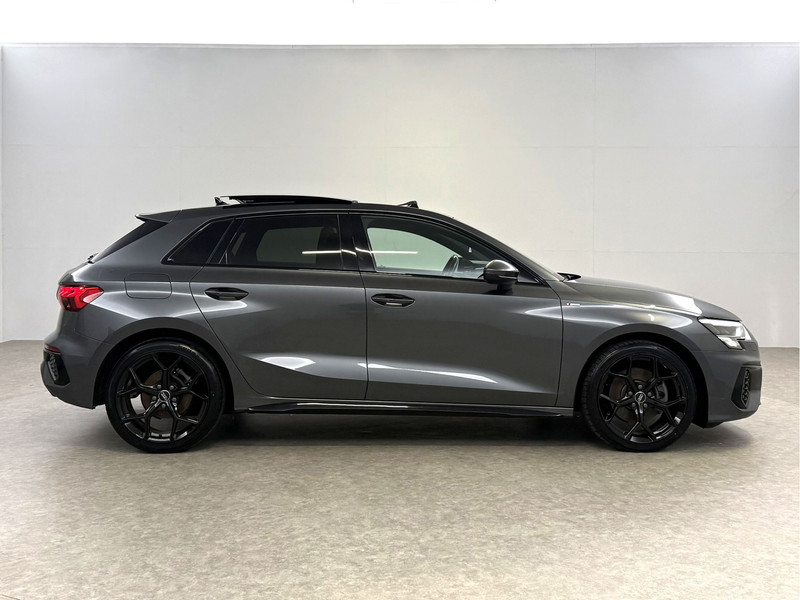 Audi A3 30 TFSI S-line Black optic